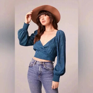Band of Gypsies Camille Deep Teal Crossover Top Sz Small NWT Boho